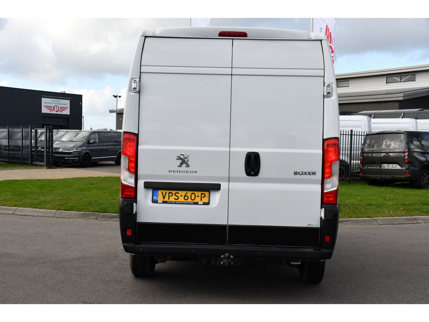 Peugeot Boxer 2.2 BlueHDi 120 L2H2 Premium Cruise, NAVI, Sensoren, Trekhaak, Multimedia, 120pk, Uniek!