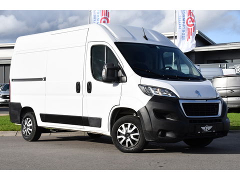 Peugeot Boxer 2.2 BlueHDi 120 L2H2 Premium Cruise, NAVI, Sensoren, Trekhaak, Multimedia, 120pk, Uniek!