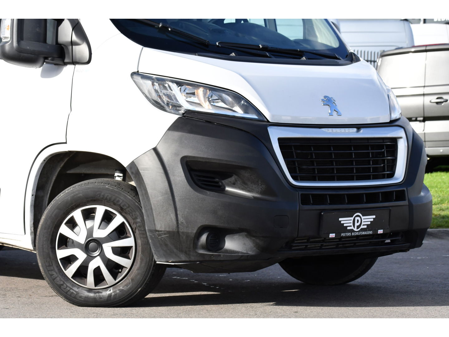 Peugeot Boxer 2.2 BlueHDi 120 L2H2 Premium Cruise, NAVI, Sensoren, Trekhaak, Multimedia, 120pk, Uniek!