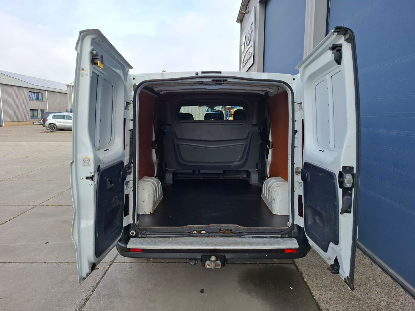 Renault Trafic 1.6 dCi T29 L2H1 DC Comfort DUBBEL CABINE / AIRCO / TREKHAAK / N.A.P / NAVI / MARGE