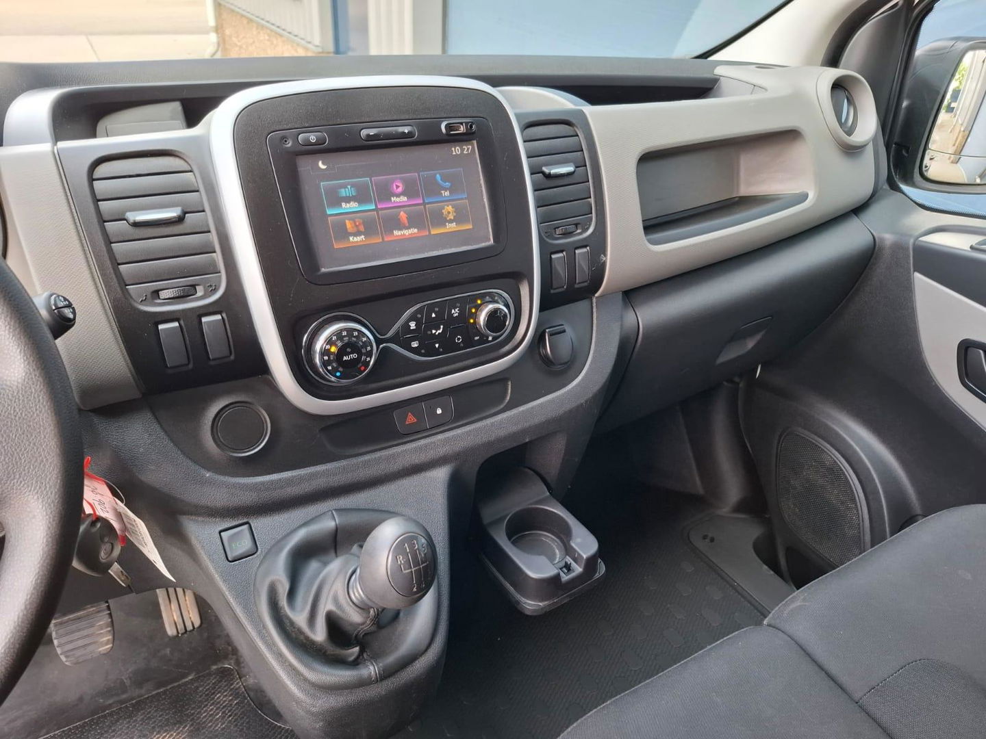 Renault Trafic 1.6 dCi T29 L2H1 DC Comfort DUBBEL CABINE / AIRCO / TREKHAAK / N.A.P / NAVI / MARGE