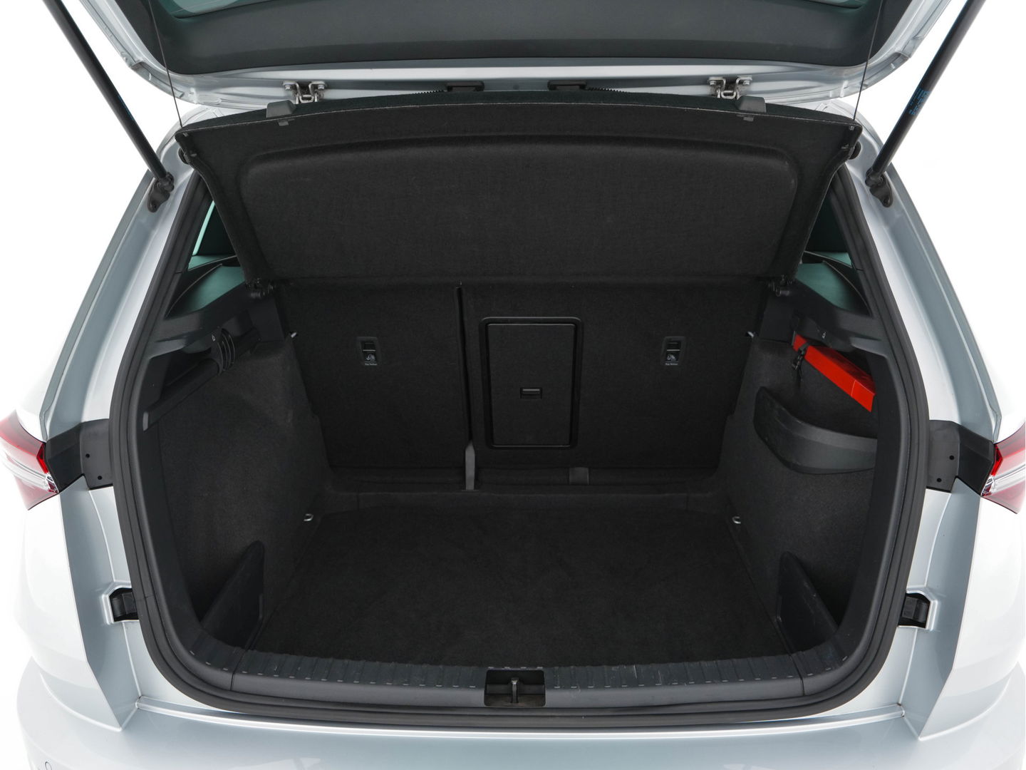 Škoda Karoq 1.5 TSI ACT Sportline (INCL-BTW) Aut. *PANO | DIGI-COCKPIT | ADAPTIVE-CRUISE | FULL-LED | BLIND-SPOT | HEATED-SPORTSEATS | CAMERA | AMBIENT-LIGHT | NAVI-FULLMAP | KEYLESS | DAB+ | SHIFT-PADDLES | PRIVACY-GLASS | .