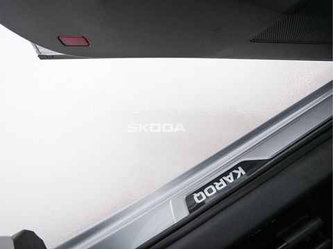 Škoda Karoq 1.5 TSI ACT Sportline (INCL-BTW) Aut. *PANO | DIGI-COCKPIT | ADAPTIVE-CRUISE | FULL-LED | BLIND-SPOT | HEATED-SPORTSEATS | CAMERA | AMBIENT-LIGHT | NAVI-FULLMAP | KEYLESS | DAB+ | SHIFT-PADDLES | PRIVACY-GLASS | .