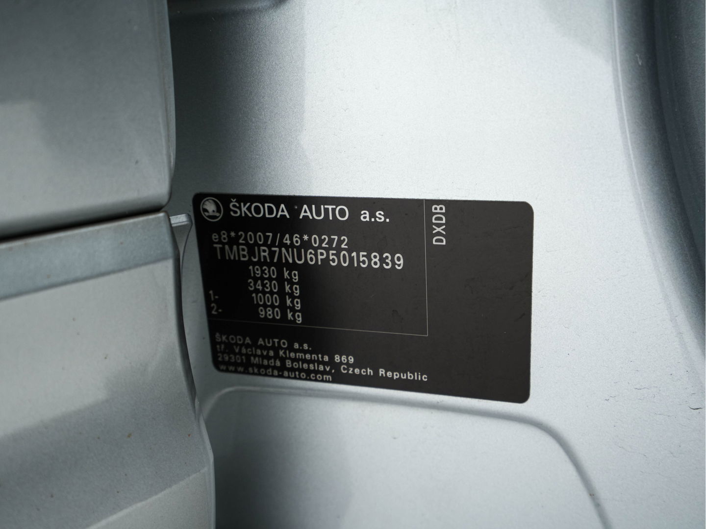 Škoda Karoq 1.5 TSI ACT Sportline (INCL-BTW) Aut. *PANO | DIGI-COCKPIT | ADAPTIVE-CRUISE | FULL-LED | BLIND-SPOT | HEATED-SPORTSEATS | CAMERA | AMBIENT-LIGHT | NAVI-FULLMAP | KEYLESS | DAB+ | SHIFT-PADDLES | PRIVACY-GLASS | .