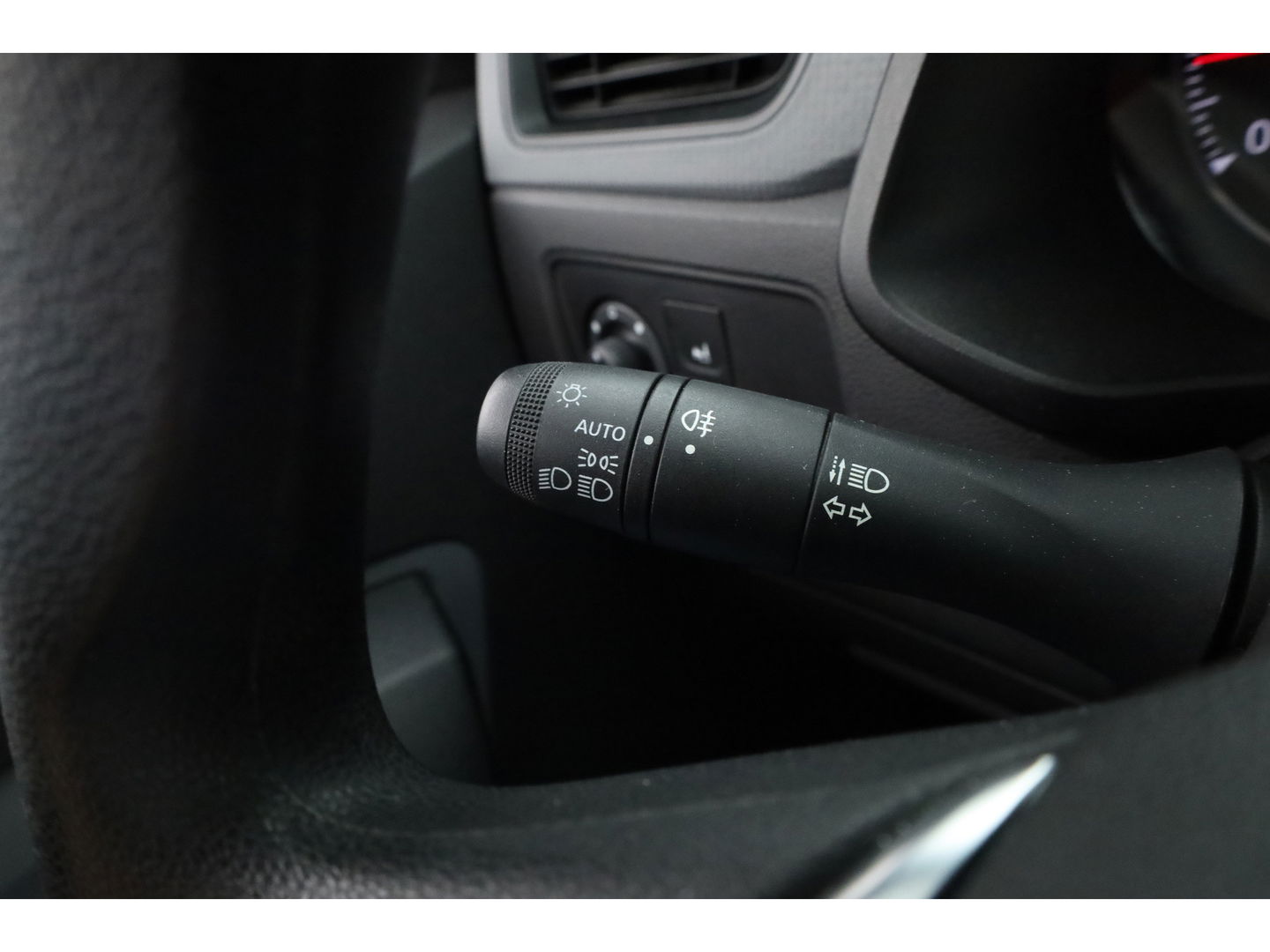 Renault Express 1.5 dCi 75 Comfort | Cruise | Trekhaak | Airco | Bluetooth | 15"