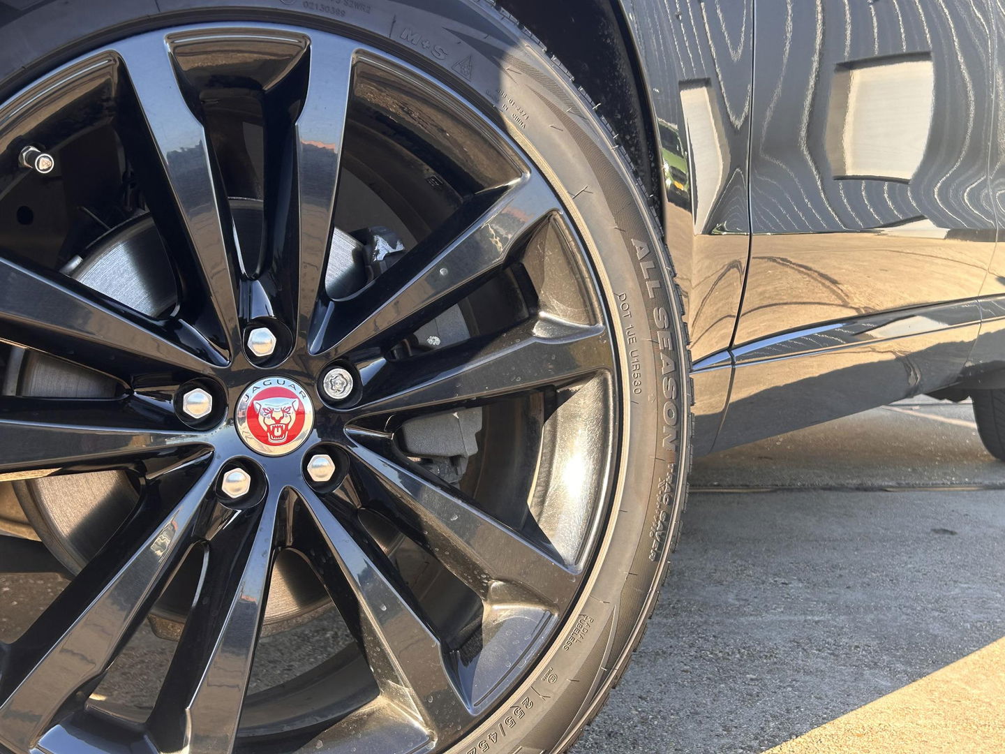 Jaguar F-PACE R-Sport | GRIJS KENTEKEN | Vol opties! | PANO | LED | Elektr. Verstelbare stoelen | Stuurverwarming