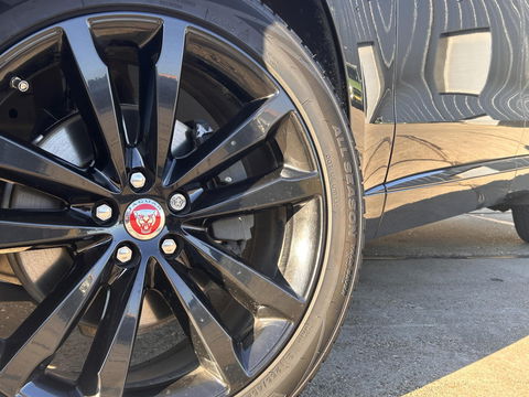 Jaguar F-PACE R-Sport | GRIJS KENTEKEN | Vol opties! | PANO | LED | Elektr. Verstelbare stoelen | Stuurverwarming