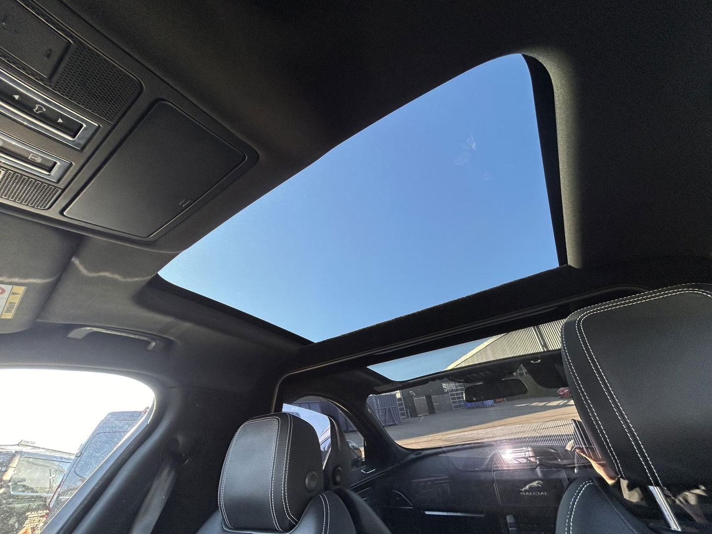 Jaguar F-PACE R-Sport | GRIJS KENTEKEN | Vol opties! | PANO | LED | Elektr. Verstelbare stoelen | Stuurverwarming