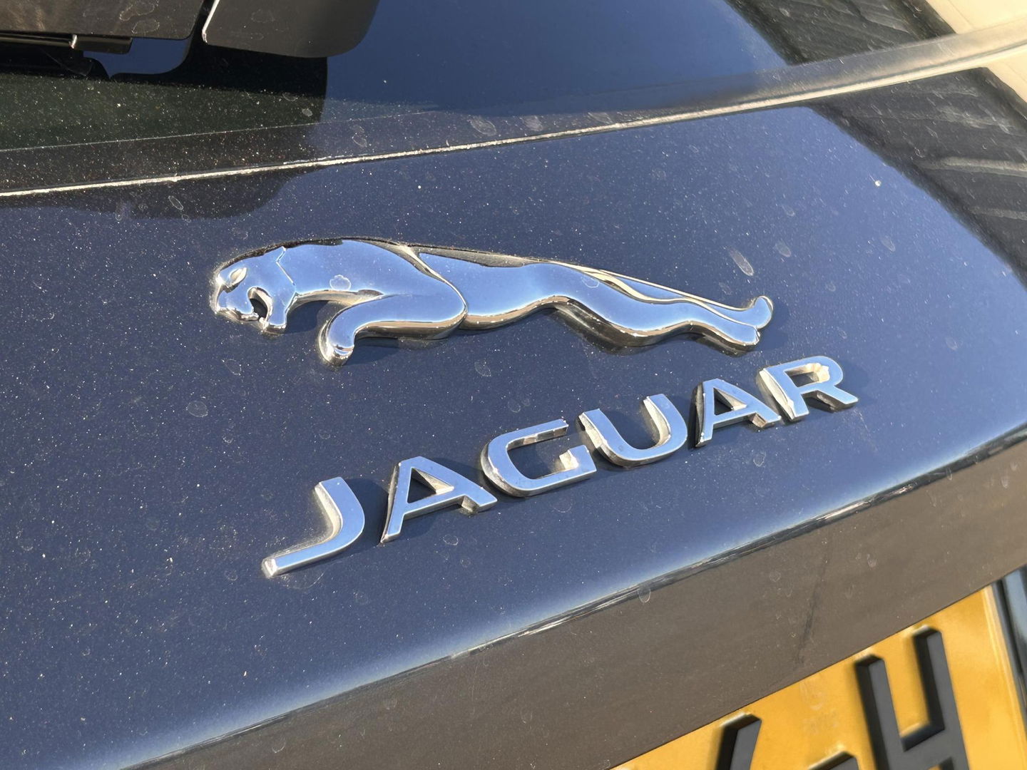 Jaguar F-PACE R-Sport | GRIJS KENTEKEN | Vol opties! | PANO | LED | Elektr. Verstelbare stoelen | Stuurverwarming