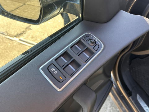 Jaguar F-PACE R-Sport | GRIJS KENTEKEN | Vol opties! | PANO | LED | Elektr. Verstelbare stoelen | Stuurverwarming