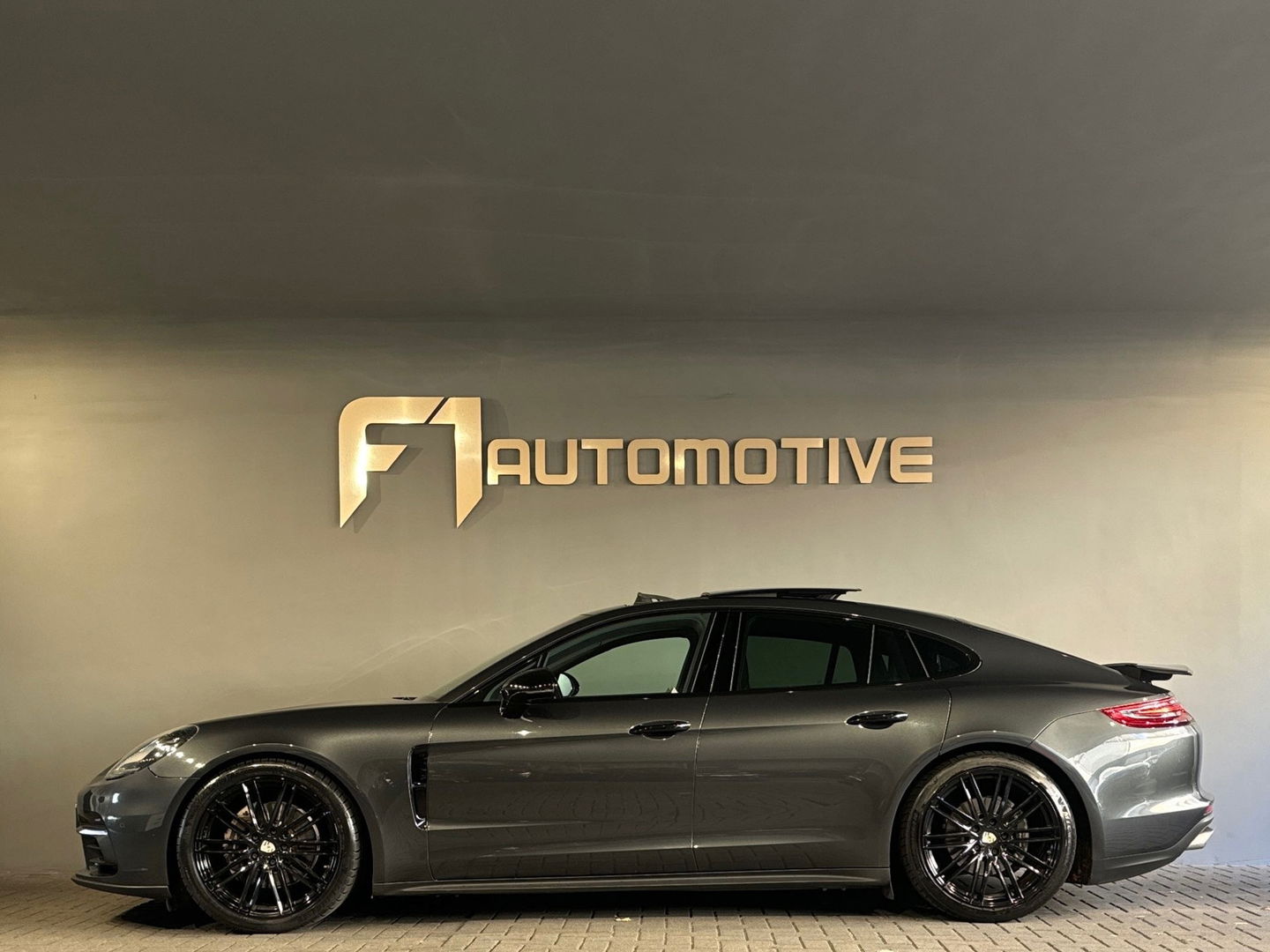 Porsche Panamera 3.0 4 Pano|Bose|18way|Keyless|Carbon|Memory