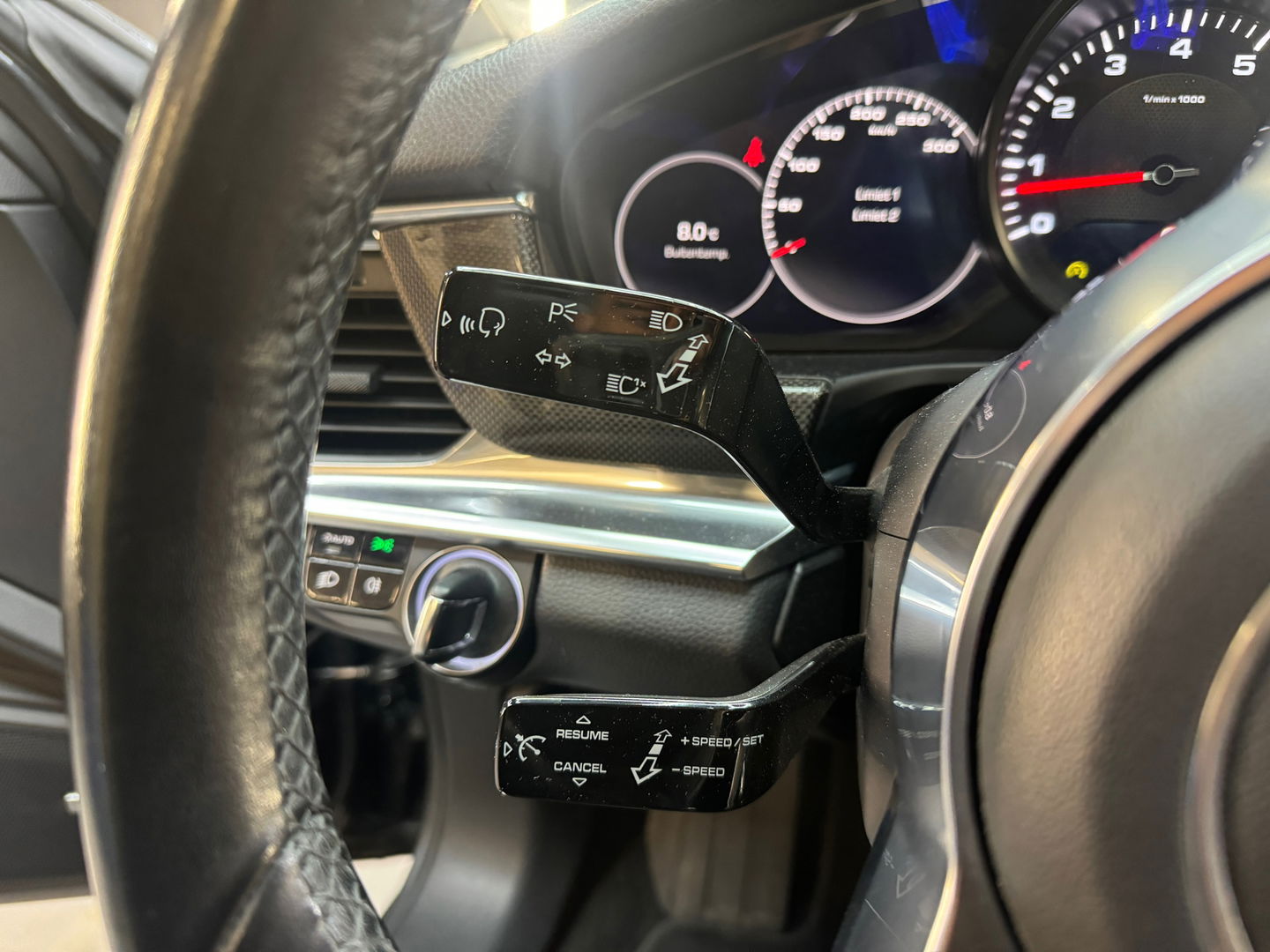 Porsche Panamera 3.0 4 Pano|Bose|18way|Keyless|Carbon|Memory