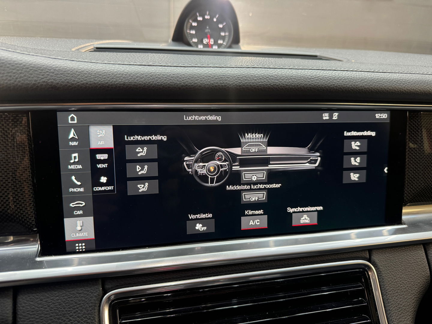 Porsche Panamera 3.0 4 Pano|Bose|18way|Keyless|Carbon|Memory