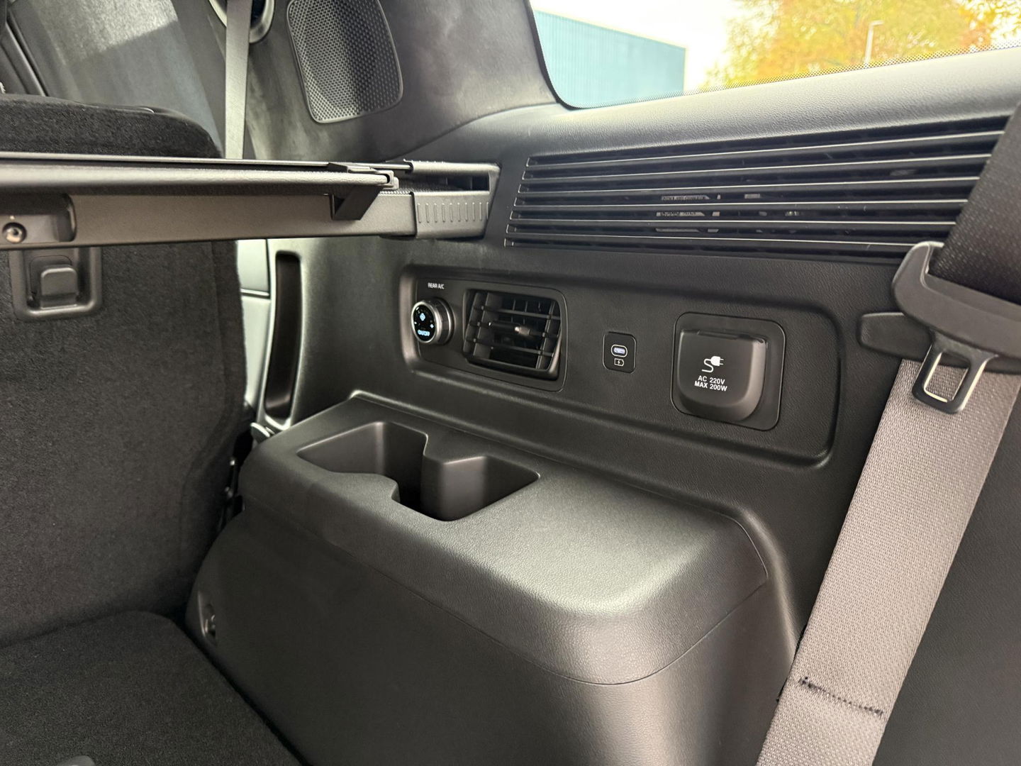 Hyundai Santa Fe 1.6 T-GDI PHEV Black Line 4WD 7p. Full Options