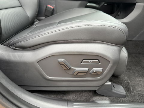 Hyundai Santa Fe 1.6 T-GDI PHEV Black Line 4WD 7p. Full Options