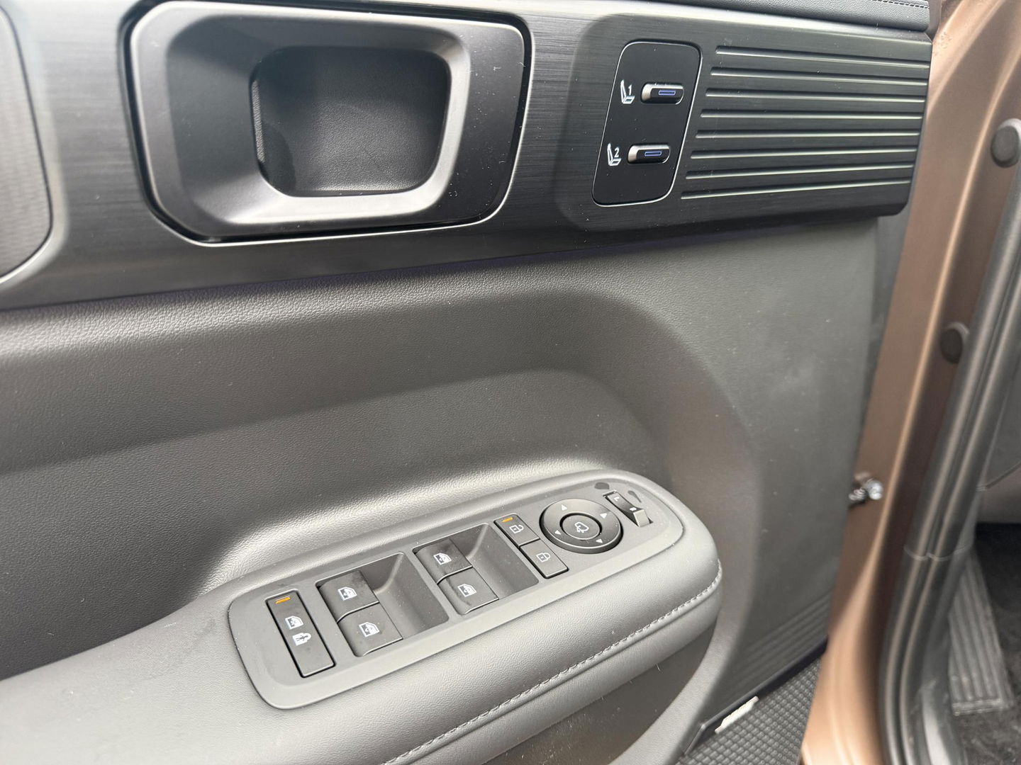 Hyundai Santa Fe 1.6 T-GDI PHEV Black Line 4WD 7p. Full Options