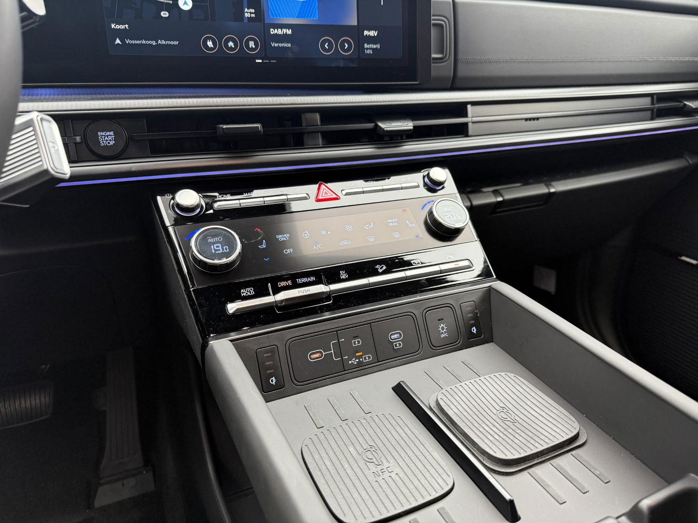 Hyundai Santa Fe 1.6 T-GDI PHEV Black Line 4WD 7p. Full Options