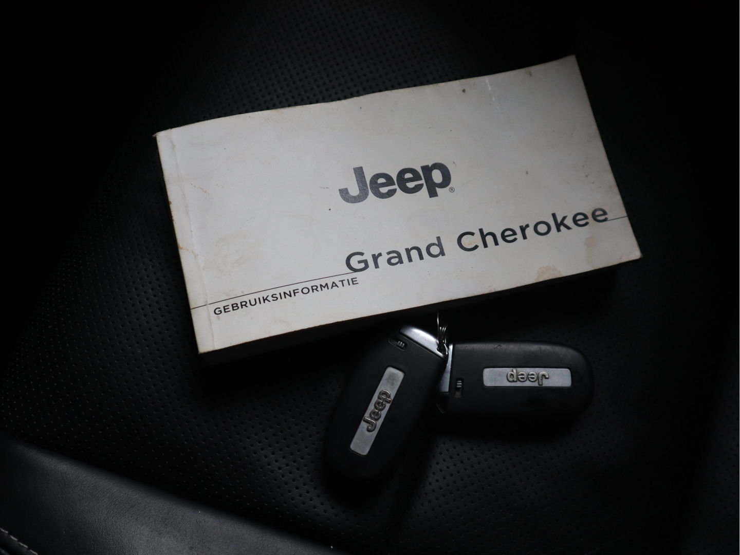 Jeep Grand Cherokee 3.0 CRD Overland - NL Auto - 3,5t KG Trekhaak - Grijs Kenteken