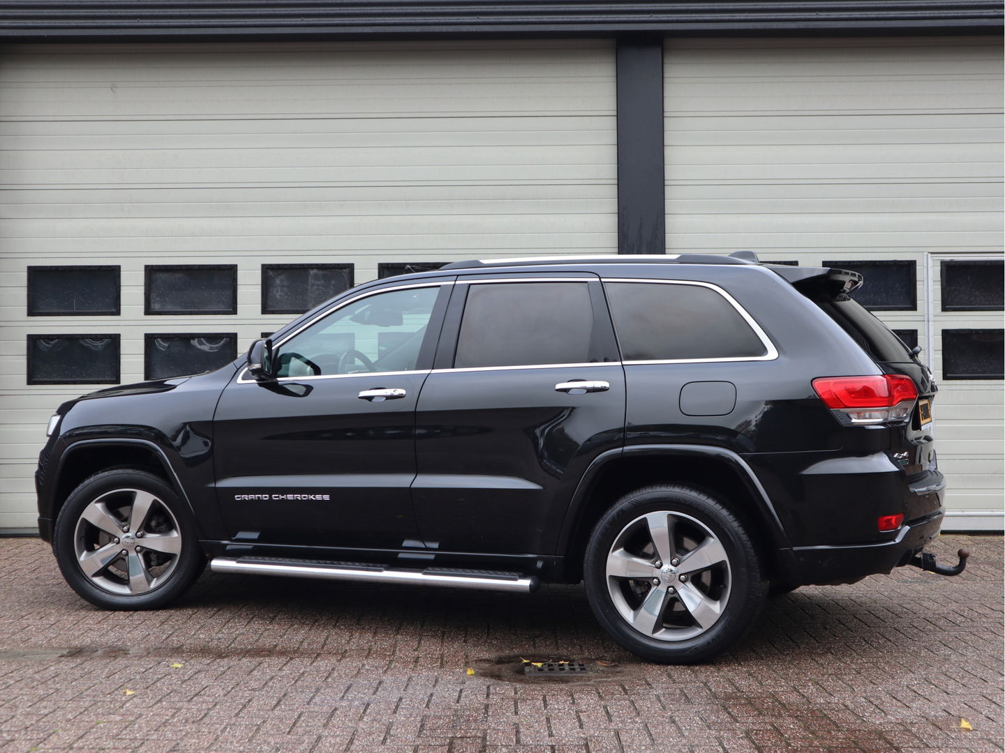 Jeep Grand Cherokee 3.0 CRD Overland - NL Auto - 3,5t KG Trekhaak - Grijs Kenteken