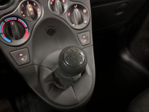 Fiat Panda 1.2 Edizione Cool | Origineel Nederlands | Airconditioning | Radio CD-Speler | Centrale Deurvergrendeling | Isofix | Elektrische Ramen Voor