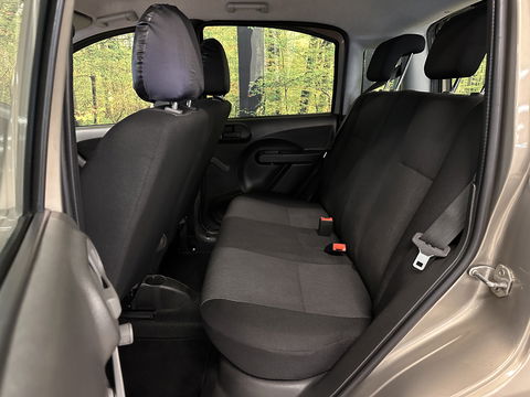 Fiat Panda 1.2 Edizione Cool | Origineel Nederlands | Airconditioning | Radio CD-Speler | Centrale Deurvergrendeling | Isofix | Elektrische Ramen Voor