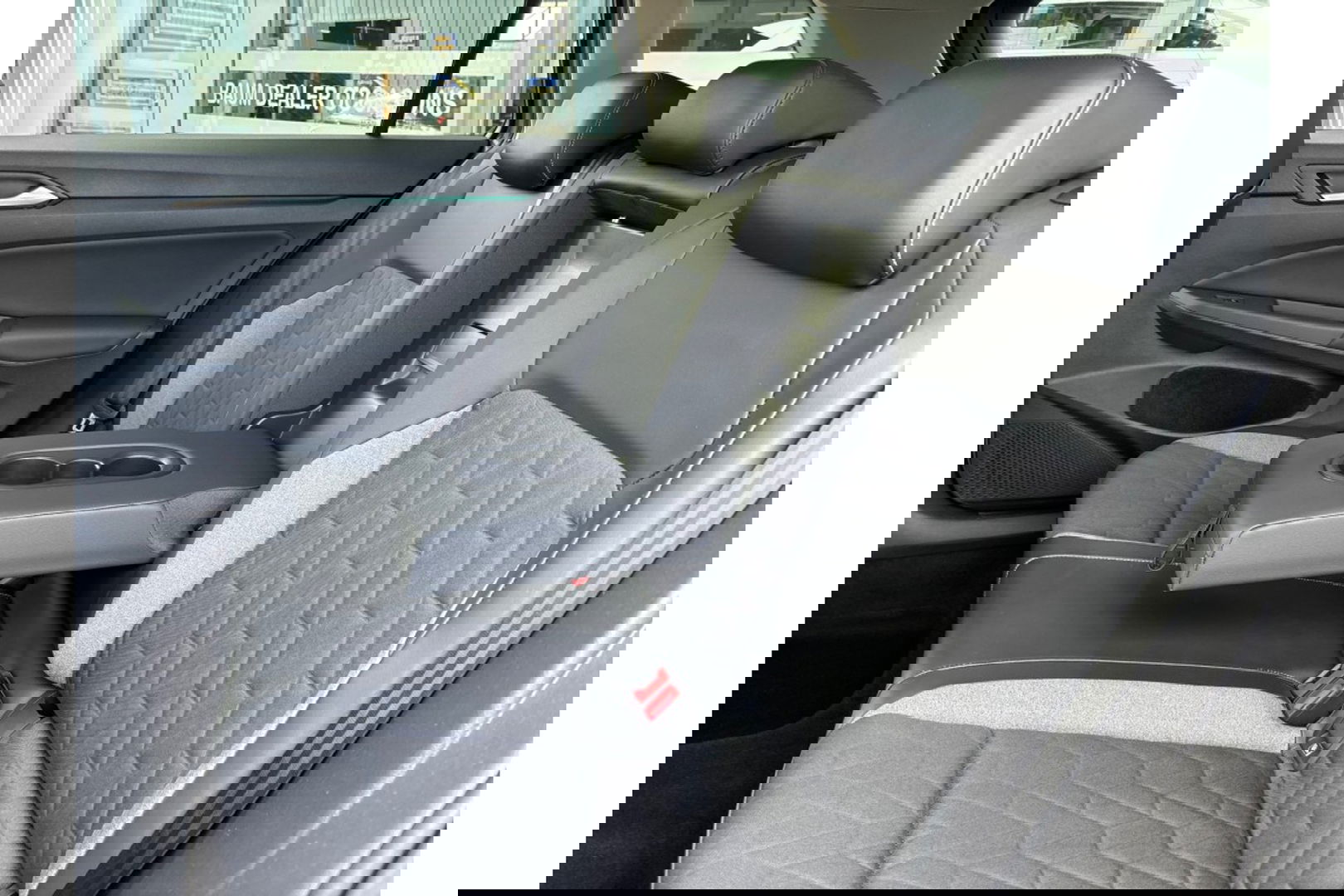 Volkswagen Golf 1.5 TSI 150PK GOAL AIRCO-ECC NAVI DISCOVER PRO PDC VIRTUAL.