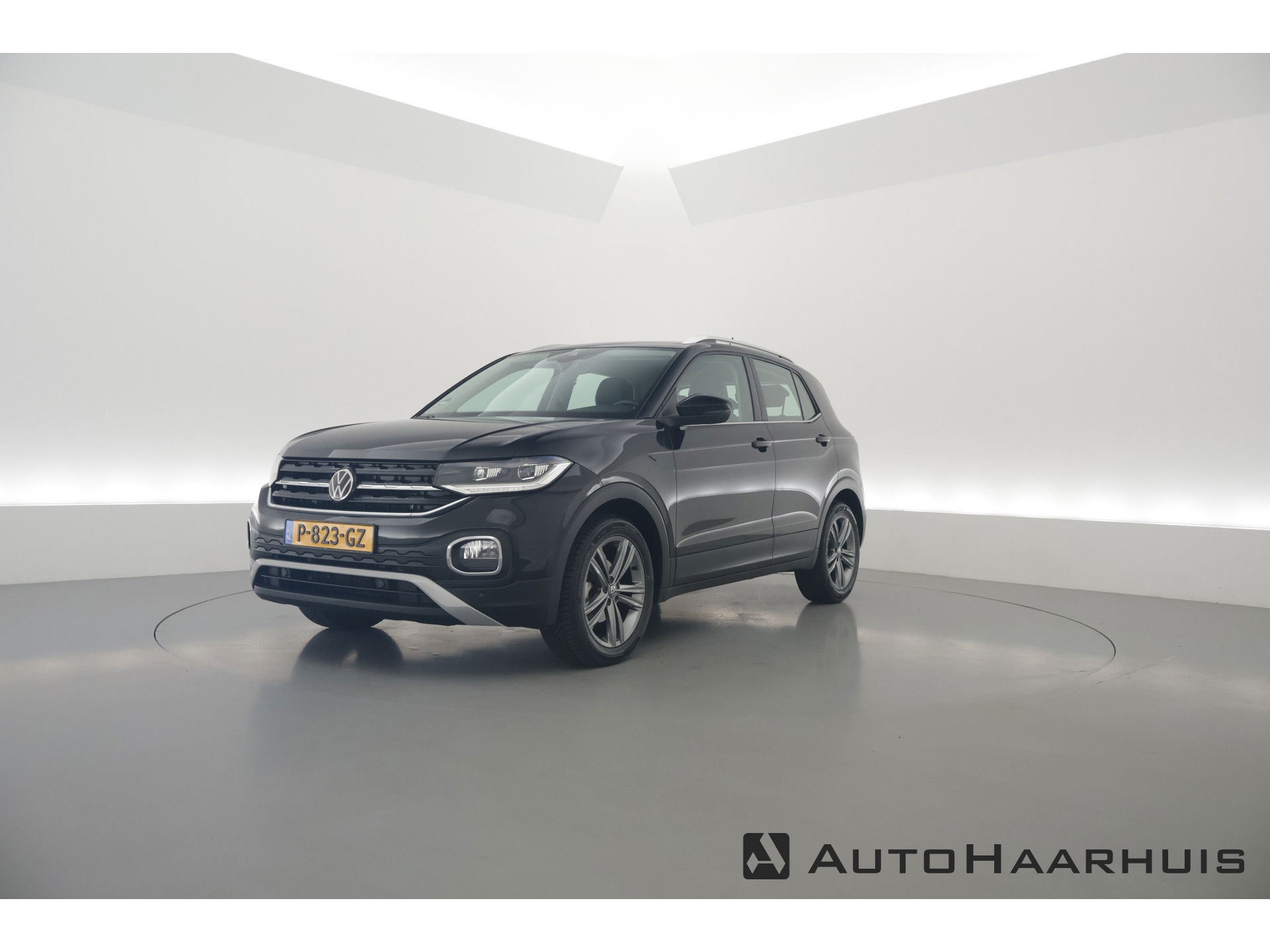 Volkswagen T-Cross 1.0 TSI Style DSG | Adapt. Cruise | CarPlay | Afn. Trekhaak | Navi | All Season | Stoelverw.