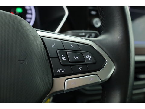 Volkswagen T-Cross 1.0 TSI Style DSG | Adapt. Cruise | CarPlay | Afn. Trekhaak | Navi | All Season | Stoelverw.