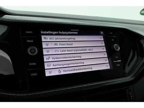 Volkswagen T-Cross 1.0 TSI Style DSG | Adapt. Cruise | CarPlay | Afn. Trekhaak | Navi | All Season | Stoelverw.