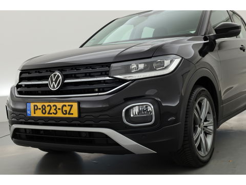 Volkswagen T-Cross 1.0 TSI Style DSG | Adapt. Cruise | CarPlay | Afn. Trekhaak | Navi | All Season | Stoelverw.