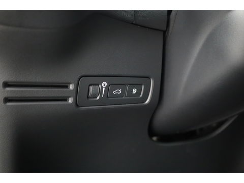 Volvo XC40 1.5 T4 Plug-in hybrid Core Bright | Facelift | Camera | Navi | Stoel- & Stuurverw. | CarPlay |