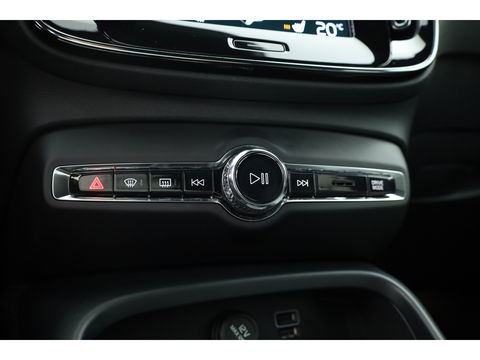 Volvo XC40 1.5 T4 Plug-in hybrid Core Bright | Facelift | Camera | Navi | Stoel- & Stuurverw. | CarPlay |
