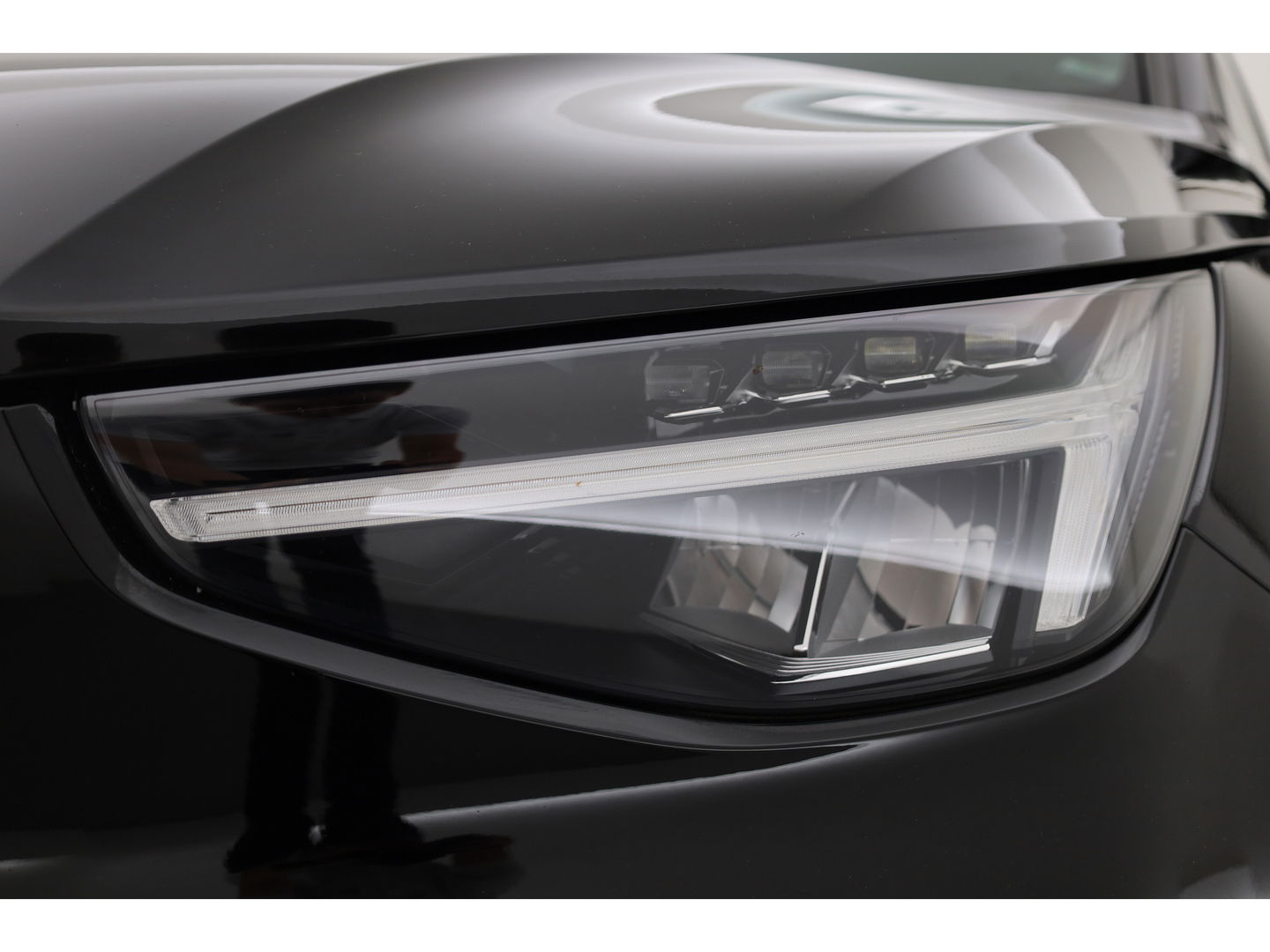 Volvo XC40 1.5 T4 Plug-in hybrid Core Bright | Facelift | Camera | Navi | Stoel- & Stuurverw. | CarPlay |