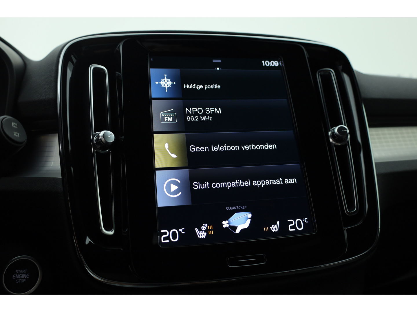 Volvo XC40 1.5 T4 Plug-in hybrid Core Bright | Facelift | Camera | Navi | Stoel- & Stuurverw. | CarPlay |