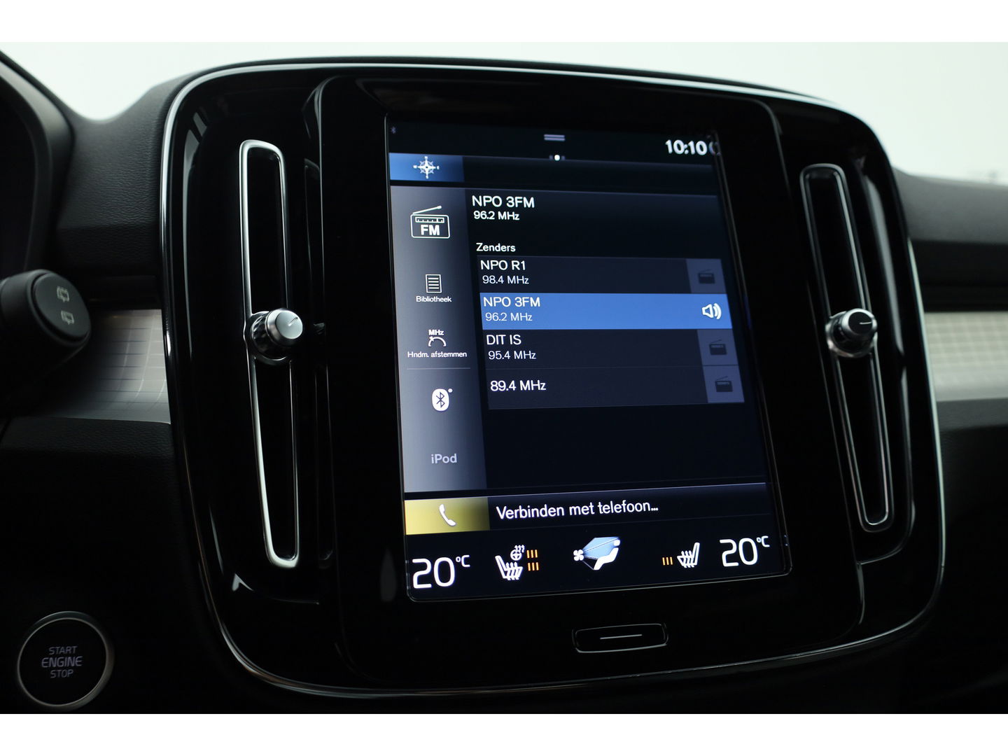 Volvo XC40 1.5 T4 Plug-in hybrid Core Bright | Facelift | Camera | Navi | Stoel- & Stuurverw. | CarPlay |