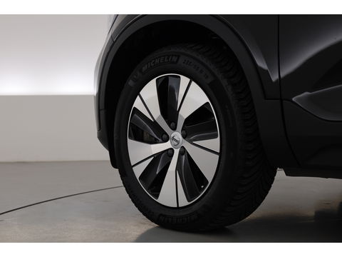 Volvo XC40 1.5 T4 Plug-in hybrid Core Bright | Facelift | Camera | Navi | Stoel- & Stuurverw. | CarPlay |