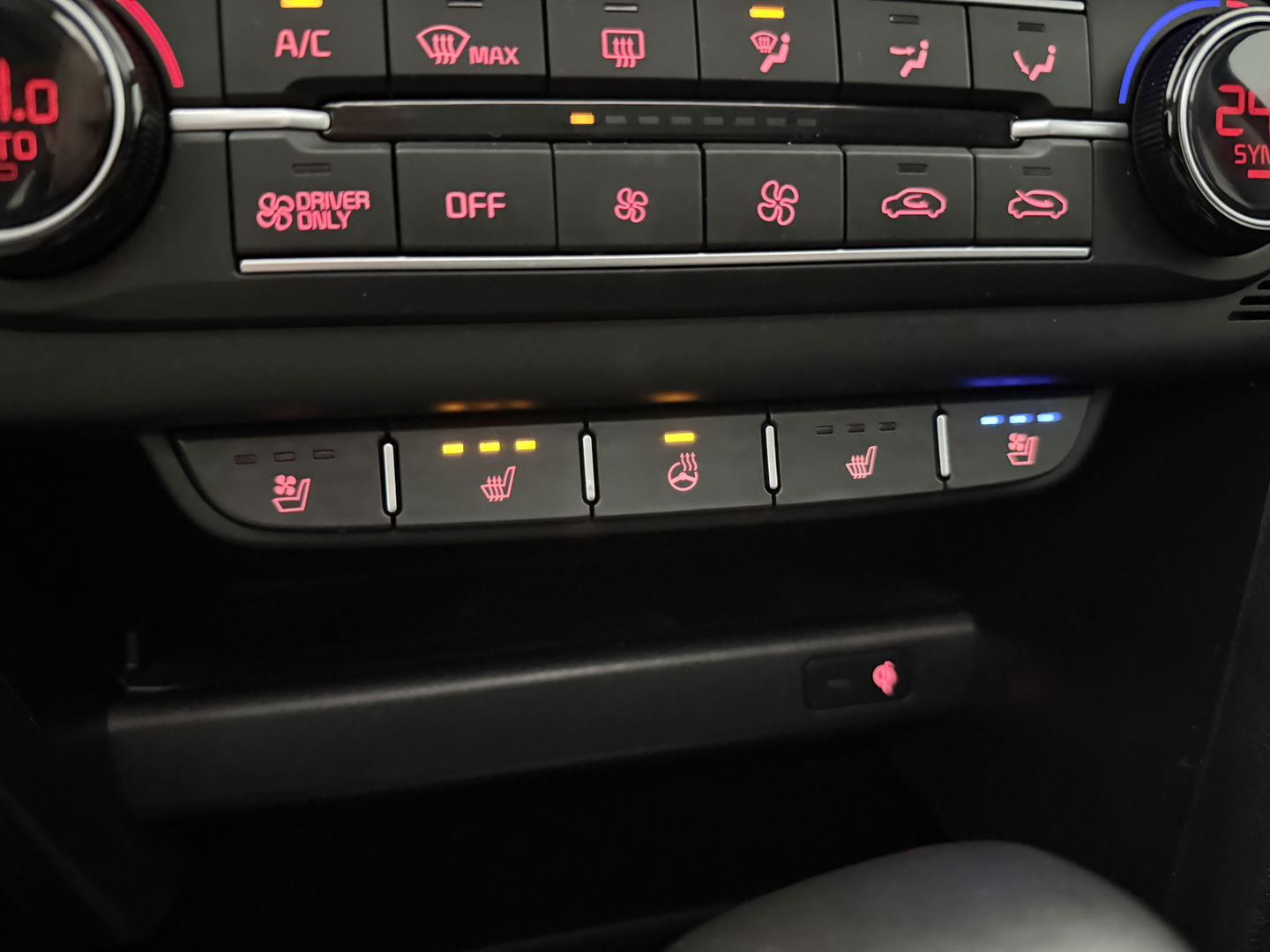 Kia Xceed 1.6 GDi PHEV ExecutiveLine | Pano | Memory | Virtual | Trekh. | Stoel/Stuur verwarmd | Keyless | Carplay