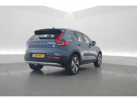 Volvo XC40 1.5 T4 Plug-in hybrid Core Bright | Facelift | Elek. Trekhaak | Camera | Stoel + stuurverw. | Elek. Stoelen |