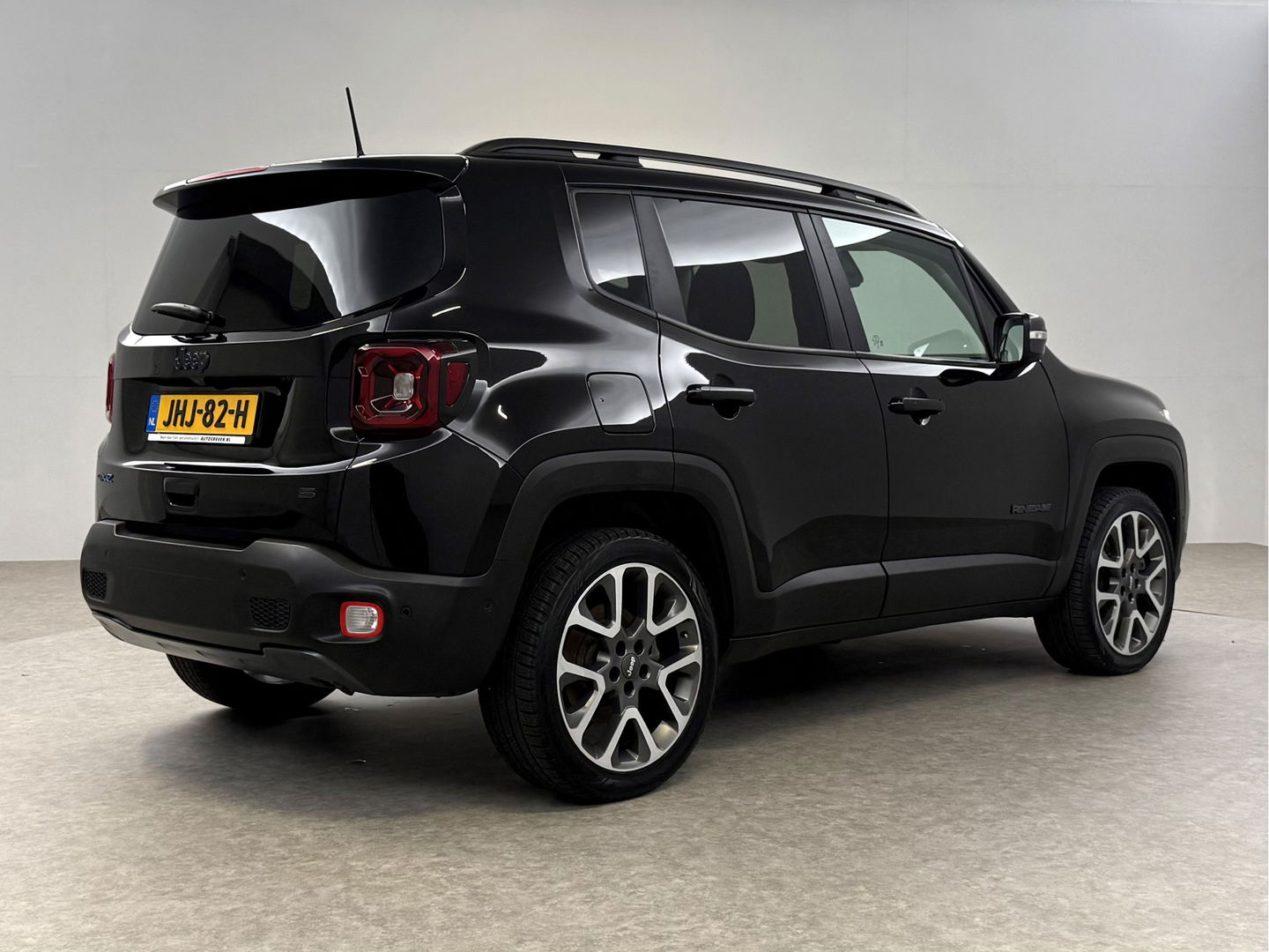 Jeep Renegade 4xe 240PK Plug-in Hybrid Electric S | Camera | Stoel/stuurverw. | Navi | Adaptive Cruise | Dodehoek | Keyless