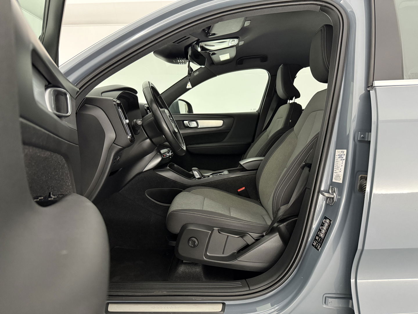 Volvo XC40 1.5 T5 Inscription | LED | Camera | Carplay | Clima | Cruise | Navi | Parkeers. Dodehoek l Trekh.