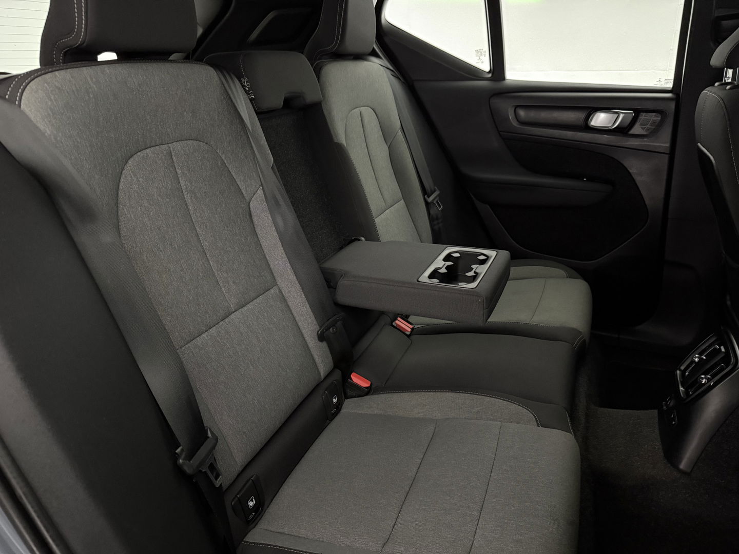 Volvo XC40 1.5 T5 Inscription | LED | Camera | Carplay | Clima | Cruise | Navi | Parkeers. Dodehoek l Trekh.