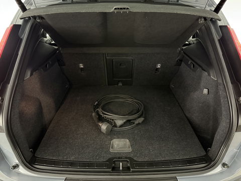 Volvo XC40 1.5 T5 Inscription | LED | Camera | Carplay | Clima | Cruise | Navi | Parkeers. Dodehoek l Trekh.