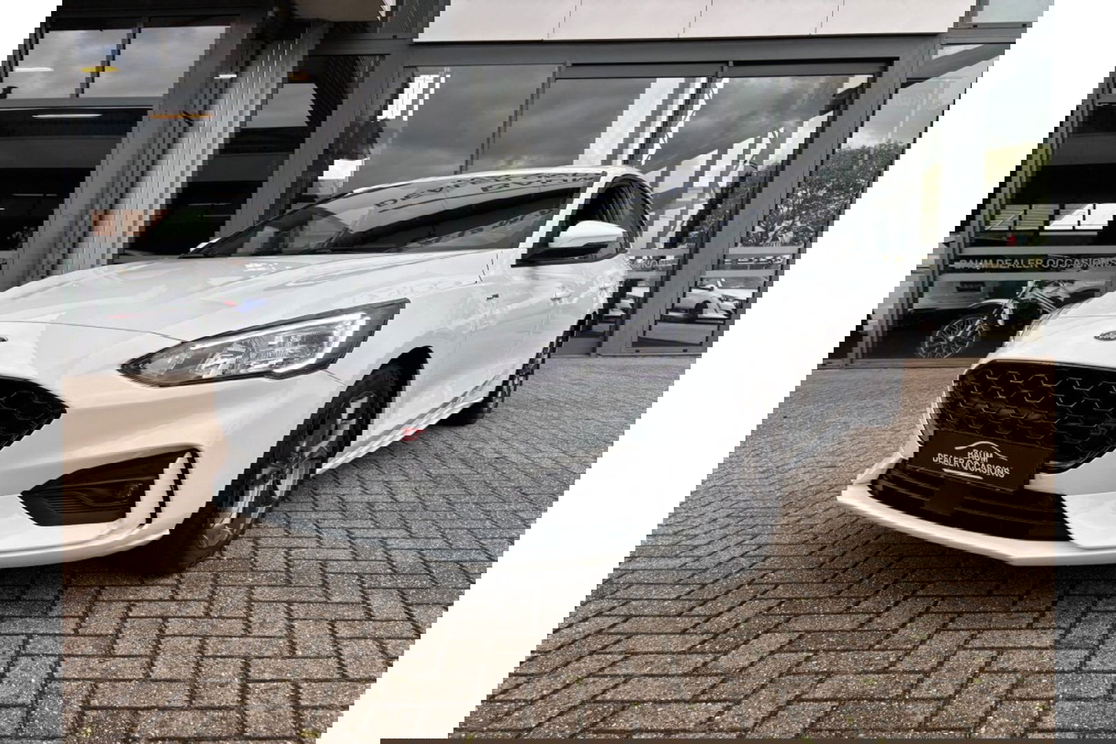 Ford Focus 1.0 ECOBOOST ST-LINE AUTOMAAT NAVI PDC-CAMERA WINTERPACK.