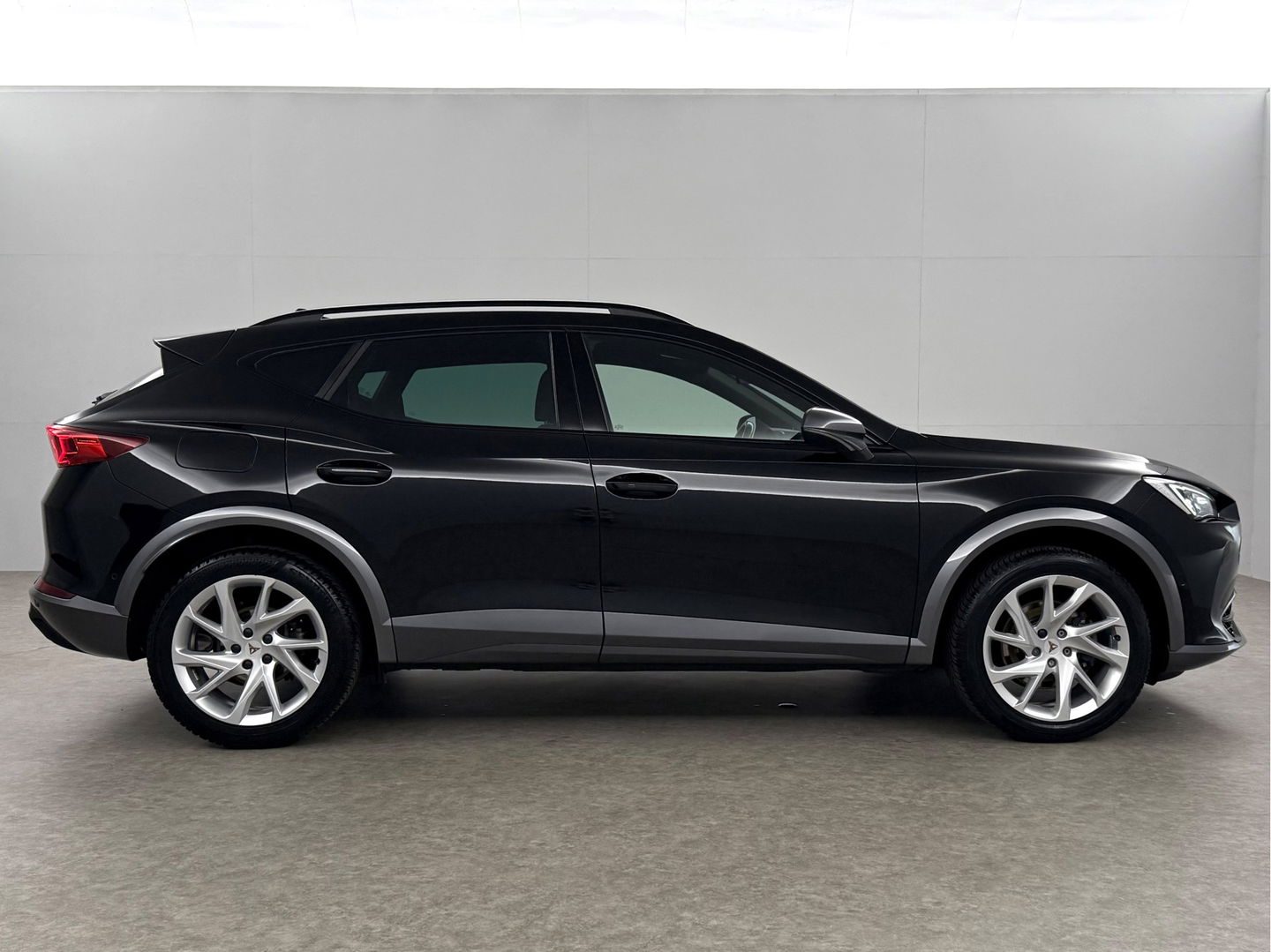 CUPRA Formentor 1.5 TSI | 150PK | LED | Sfeerverl. | Camera | Virtual | Carplay | Stuur/Stoelverw.