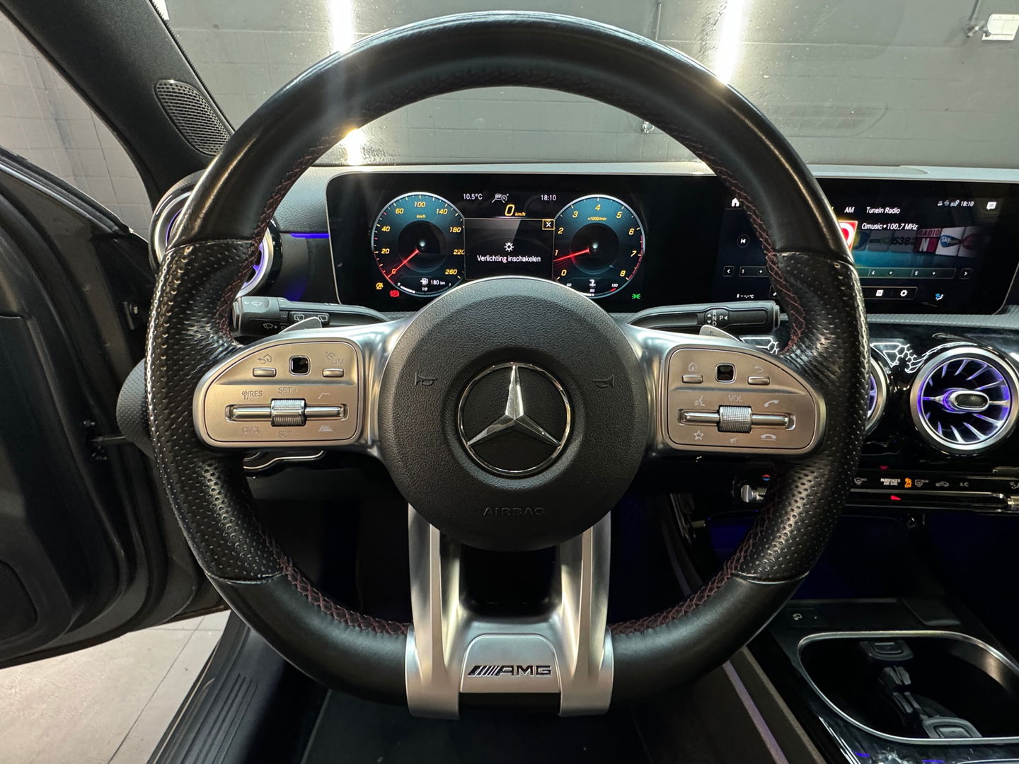 Mercedes-Benz A-Klasse 220 4MATIC AMG Pano|Sfeer|Night Pakket