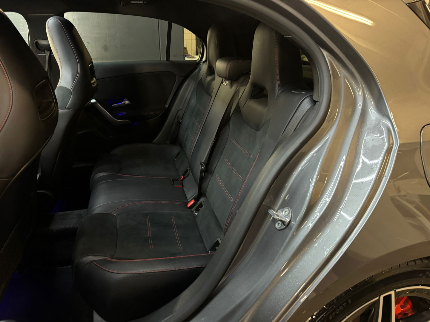 Mercedes-Benz A-Klasse 220 4MATIC AMG Pano|Sfeer|Night Pakket