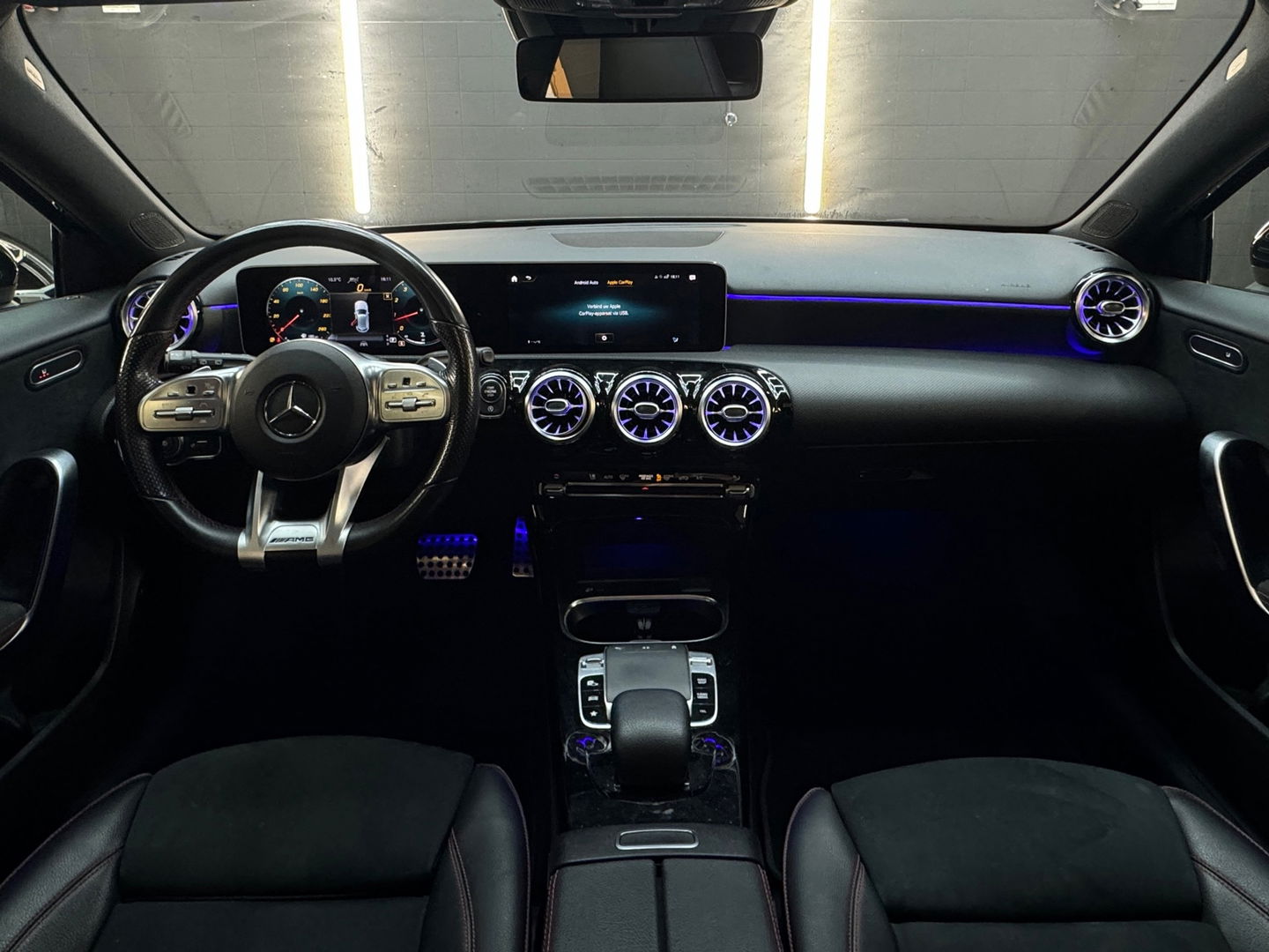 Mercedes-Benz A-Klasse 220 4MATIC AMG Pano|Sfeer|Night Pakket