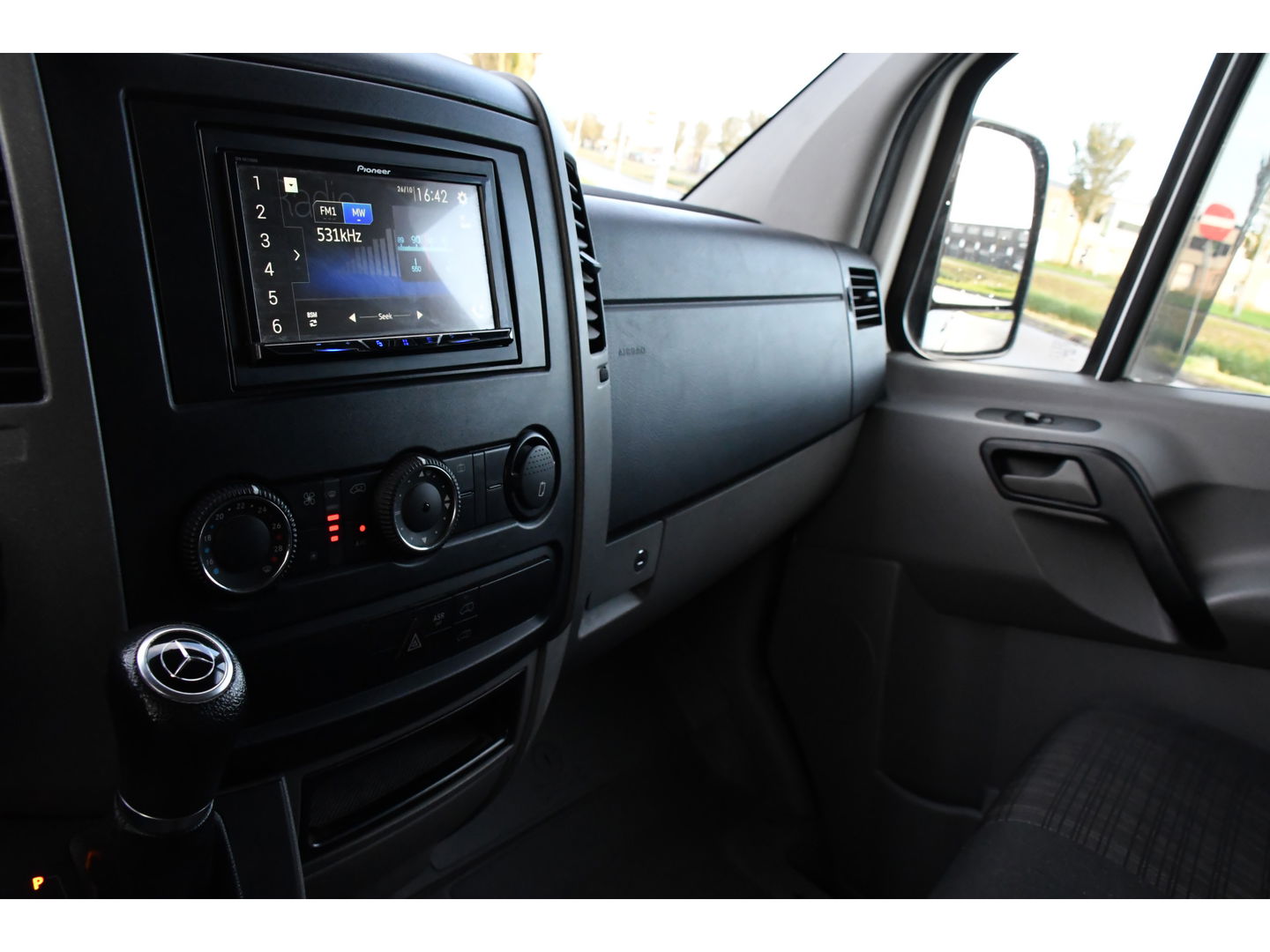 Mercedes-Benz Sprinter 416 2.2 CDI L2H1 PB Edition Camera, Cruise, 3500kg Trekhaak, Airco, 164pk, Uniek!