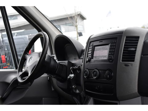 Mercedes-Benz Sprinter 516 2.2 CDI 366 Edition Camera, Cruise, 3500KG Trekhaak, Multimedia, 164PK, Automaat, Uniek!