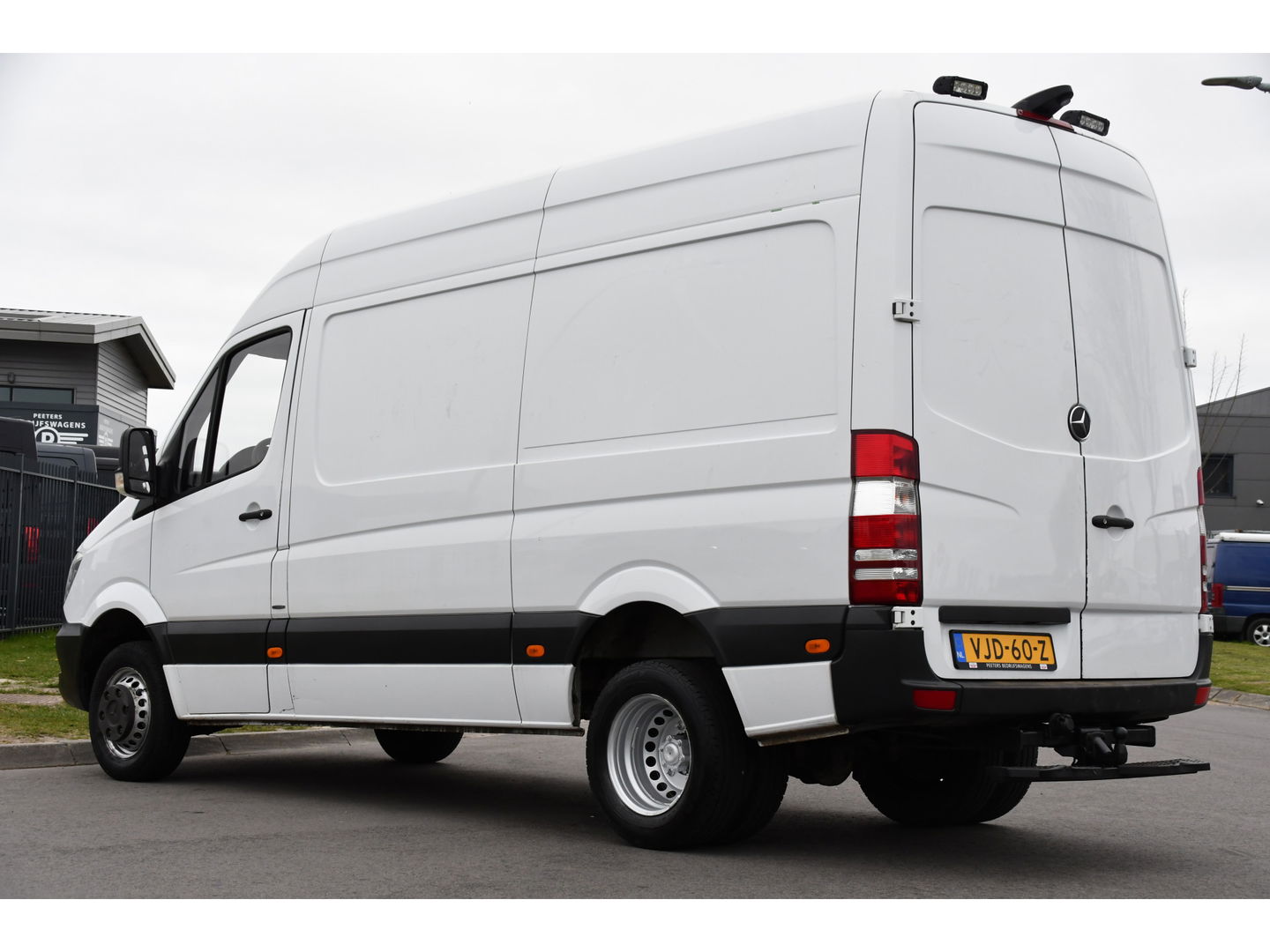 Mercedes-Benz Sprinter 516 2.2 CDI 366 Edition Camera, Cruise, 3500KG Trekhaak, Multimedia, 164PK, Automaat, Uniek!